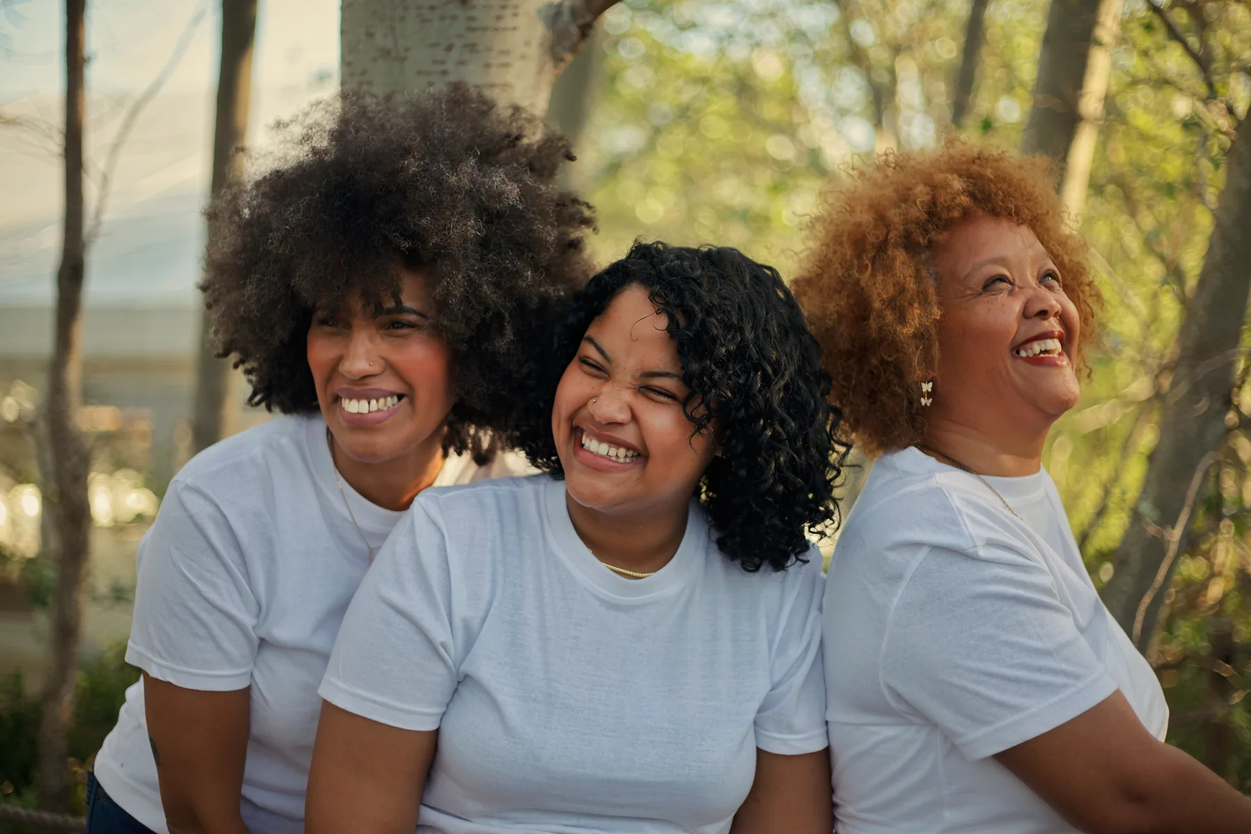 Cailin Maarman with women embracing their natural hair